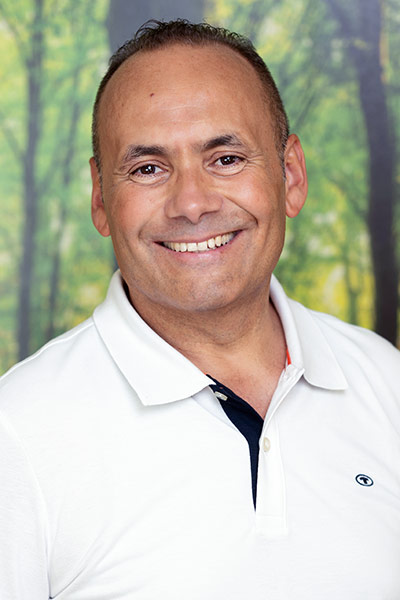 Fathi, EMR-zertifizierter Masseur bei Beauty Trend
